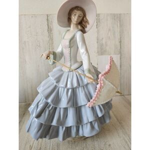 Lladro 6542 stroll in sun parasol RARE umbrella girl Victorian dress flower bonn